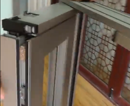 PD門（推拉平開(kāi)一體門安裝步驟二）